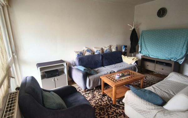 Appartement à vendre    2 pièces • 43,83 m2 Les Mureaux