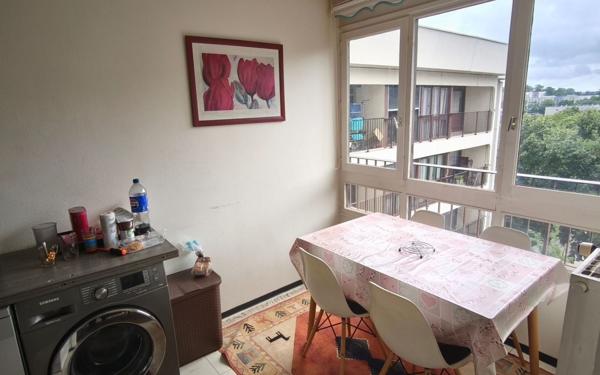 Appartement à vendre    2 pièces • 43,83 m2 Les Mureaux