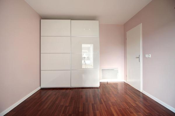 APPARTEMENT RUEIL-MALMAISON MONT-VALERIEN 2 PIECES 1 CHAMBRE AVEC BALCON CAVE ET PARKINGS EN SOUS-SOL