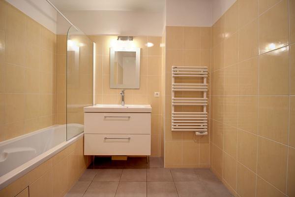 APPARTEMENT RUEIL-MALMAISON MONT-VALERIEN 2 PIECES 1 CHAMBRE AVEC BALCON CAVE ET PARKINGS EN SOUS-SOL