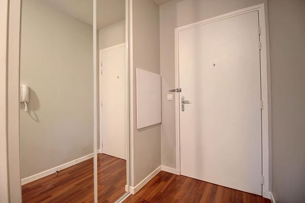 APPARTEMENT RUEIL-MALMAISON MONT-VALERIEN 2 PIECES 1 CHAMBRE AVEC BALCON CAVE ET PARKINGS EN SOUS-SOL