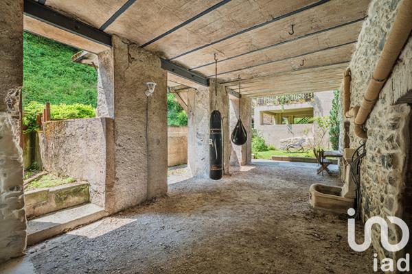 Maison à vendre 5 pièces 162 m² Le Gua