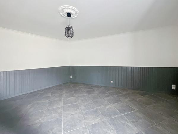 A louer Vauvert Maison de village F4