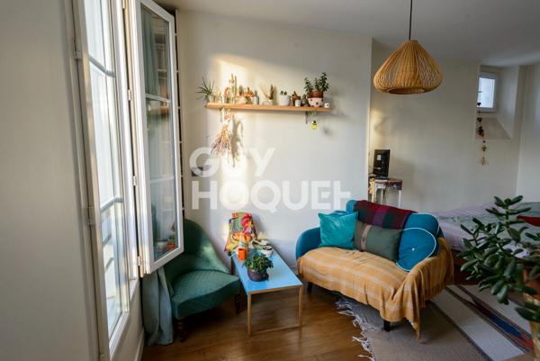 Studio Coup de Coeur à Montmartre - Calme et Lumineux avec Vue Dégagé