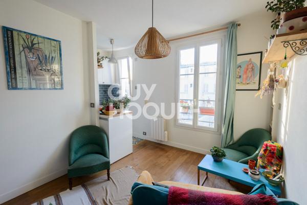 Studio Coup de Coeur à Montmartre - Calme et Lumineux avec Vue Dégagé