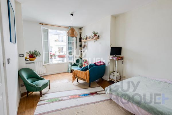 Studio Coup de Coeur à Montmartre - Calme et Lumineux avec Vue Dégagé