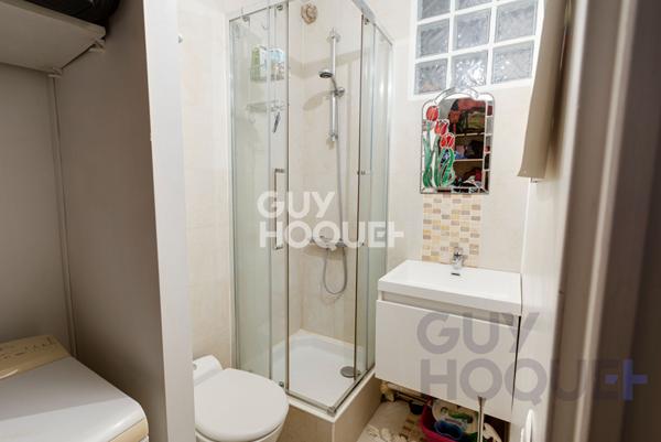 Studio Coup de Coeur à Montmartre - Calme et Lumineux avec Vue Dégagé