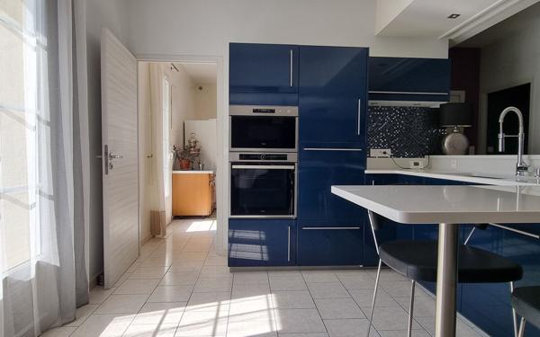 Maison à vendre    5 pièces •  Tonnay-Charente