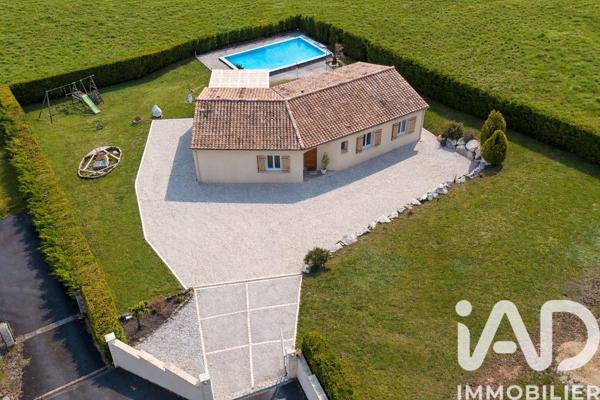 Maison à vendre 5 pièces 93,68 m² Touvre