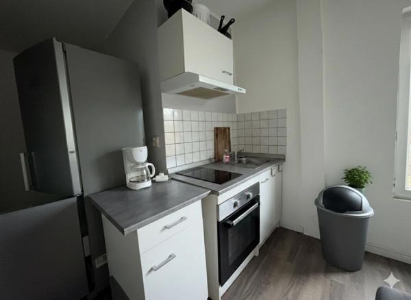 appt T2 neuf entièrement rénové & meublé, (offre clés en main) à vendre ROUEN droite, surface hab. 33 m2.