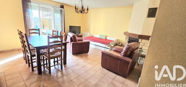 Maison à vendre 4 pièces 76 m² Les Mureaux