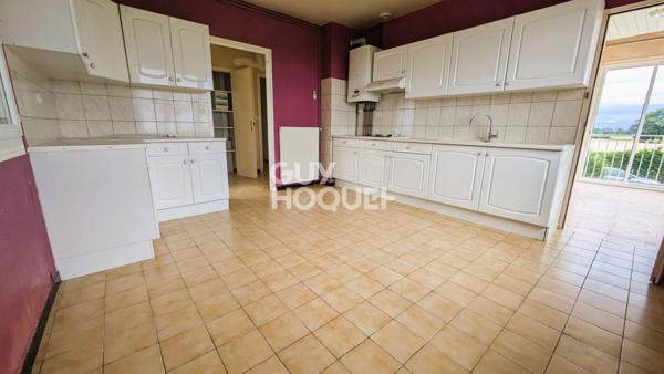 Maison T6 à vendre à CHANOS CURSON