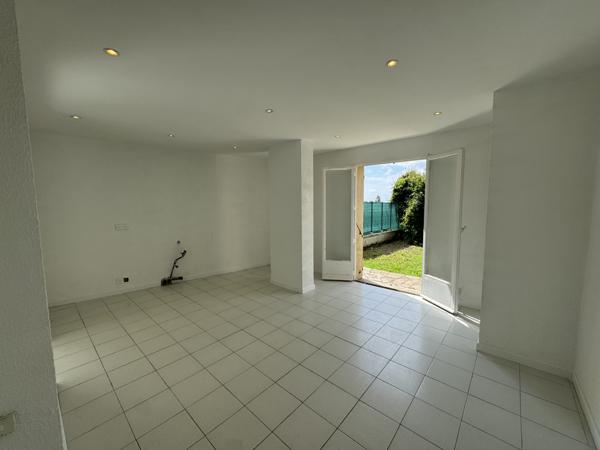 Furiani (20600) RDC 3 pièces 2 chambres avec jardin et piscine FURIANI