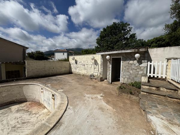 Furiani (20600) RDC 3 pièces 2 chambres avec jardin et piscine FURIANI