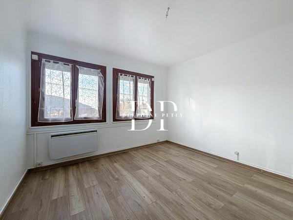 Maison à vendre 4 pièces, terrain de 1300 m2 environ VETRAZ MONTHOUX (74)