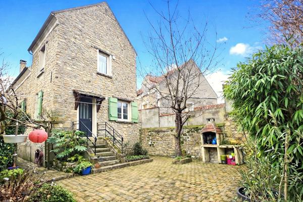 EN EXCLUSIVITÉ L'ADRESSE ? VAURÉAL VILLAGE