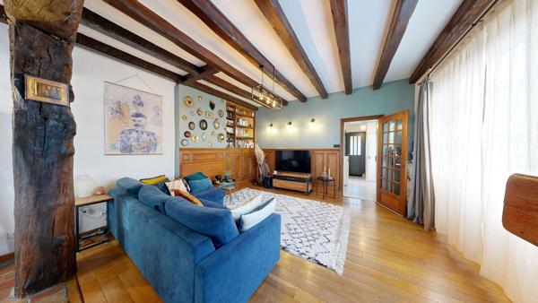 EN EXCLUSIVITÉ L'ADRESSE ? VAURÉAL VILLAGE