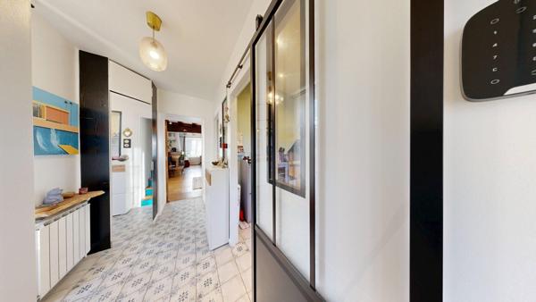 EN EXCLUSIVITÉ L'ADRESSE ? VAURÉAL VILLAGE