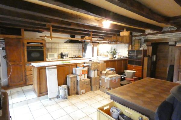 MAISON AUVERGNATE EN PIERRE ET GRANGE Aurillac (15000)