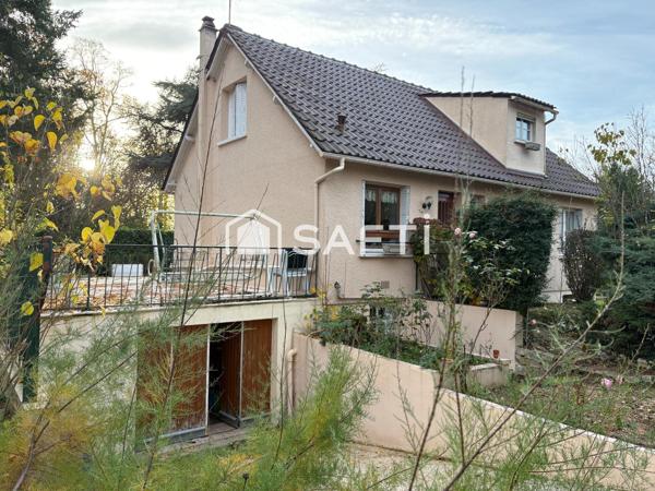 Maison dans un domaine avec un grand potentiel