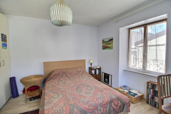 Charmante maison de ville de 3 pièces à vendre à Massy - Vieux Massy, proche gare  RER B et C et commodités