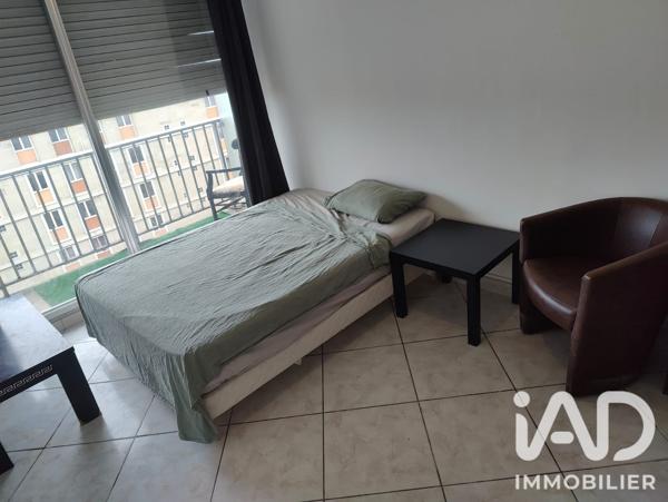 Location studio 10 m² Sarcelles