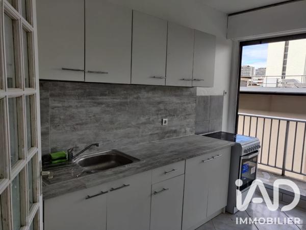 Location studio 10 m² Sarcelles