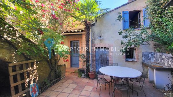 Maison
                                                                                                                                                                                                                                                                                                                        6 pièce(s)                                                                                                                                                                                                          5 chambre(s)                                                                                                                                                                                                          132  m²