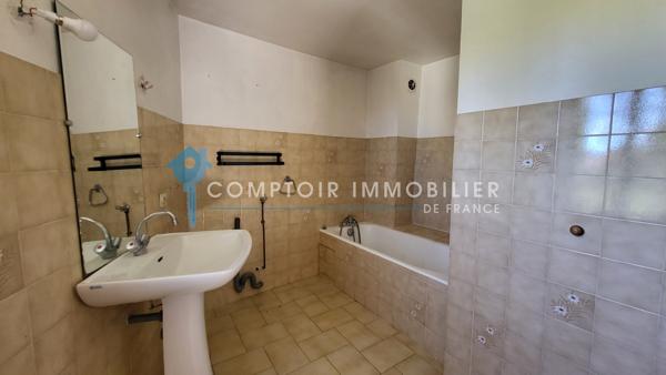 Maison
                                                                                                                                                                                                                                                                                                                        6 pièce(s)                                                                                                                                                                                                          5 chambre(s)                                                                                                                                                                                                          132  m²