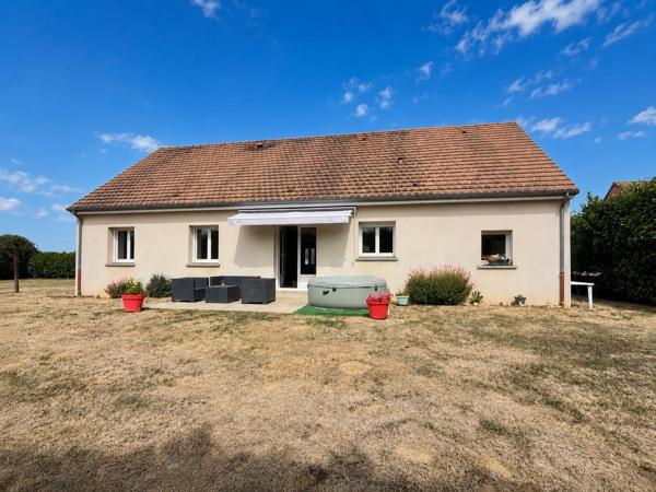 Maison à Beaumont-sur-Sarthe, 72170 - 4 pièces 103m²