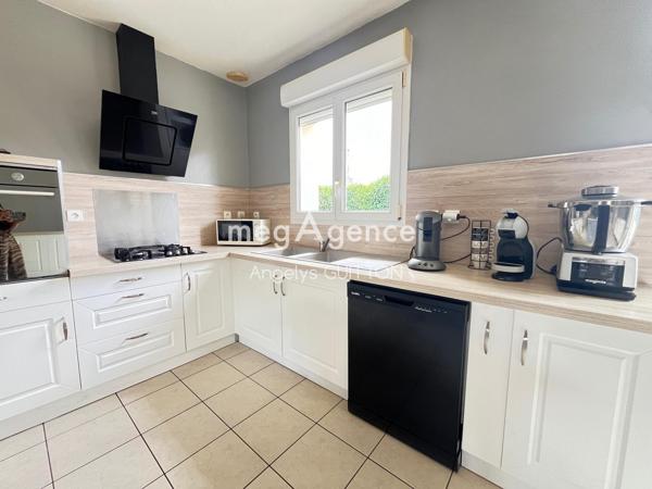 Maison à Beaumont-sur-Sarthe, 72170 - 4 pièces 103m²