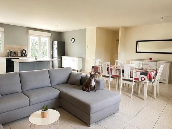 Maison à Beaumont-sur-Sarthe, 72170 - 4 pièces 103m²