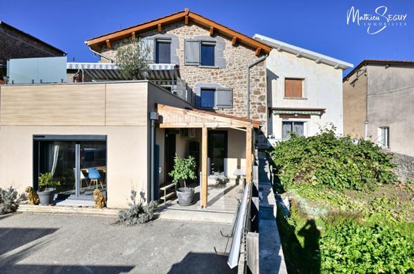 Ensemble Immobilier composé de 3 appartements à ST MARTIN EN HAUT