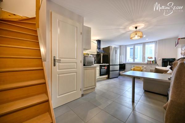 Ensemble Immobilier composé de 3 appartements à ST MARTIN EN HAUT