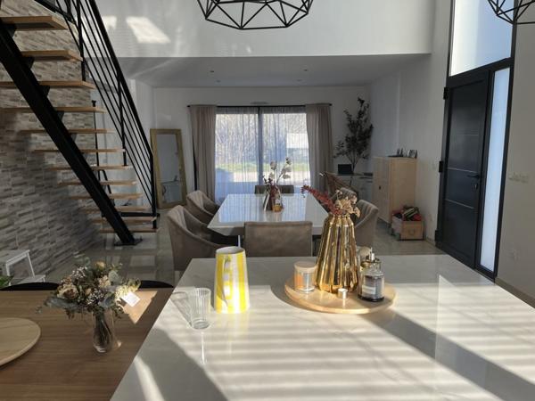 Maison à vendre 479 000 € Saint-Médard-en-Jalles 4 p 139 m² DPE B