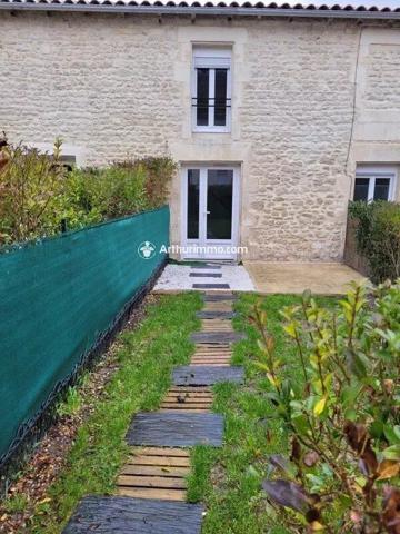 Location Appartement 2 pièces 29 m2 à Saint-Jean-d'Angély