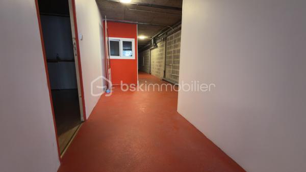 Local d'activités de 290 m²