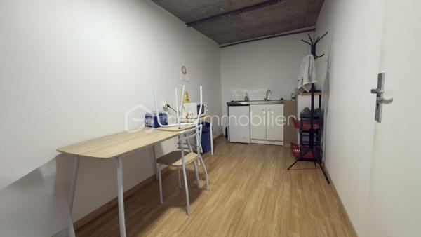 Local d'activités de 290 m²