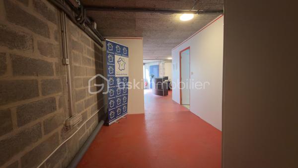 Local d'activités de 290 m²