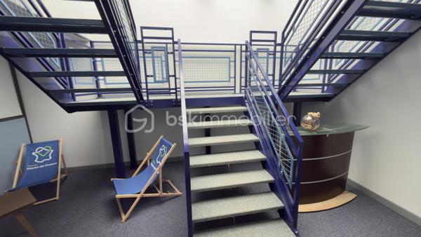 Local d'activités de 290 m²