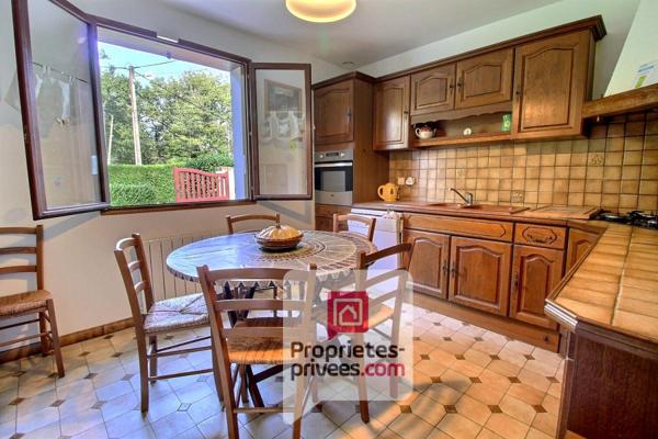 A 1h de PARIS - Secteur recherché - Maison de 130 m2 - 4 CHAMBRES - GARAGE - TERRAIN 2088  m2