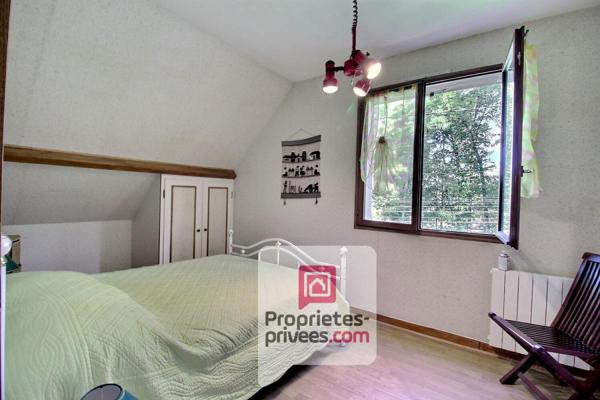 A 1h de PARIS - Secteur recherché - Maison de 130 m2 - 4 CHAMBRES - GARAGE - TERRAIN 2088  m2