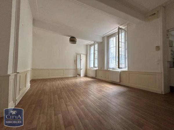 Appartement à louer 3 pièces 79.7m²