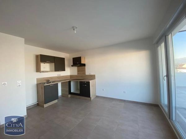 Appartement à louer 3 pièces 79.88m² Clermont-Ferrand (63000)