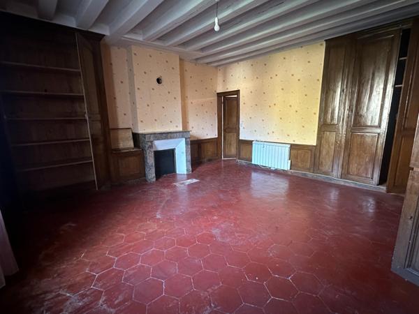 Maison à SAINT-MARS-D'OUTILLE, 72220 - 6 pièces 146m²