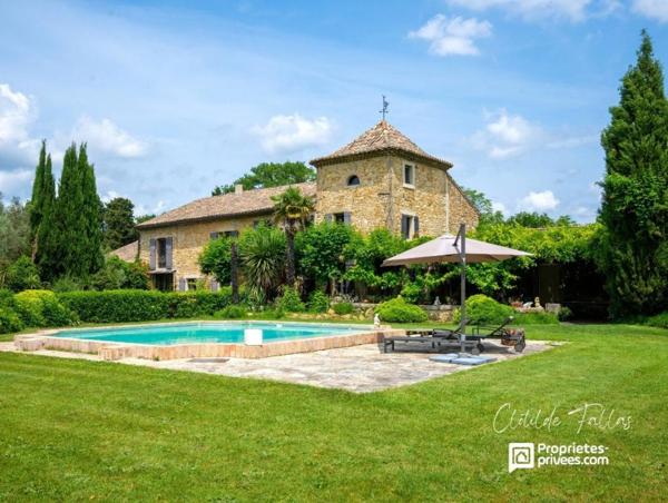 Authentique Mas Provençal avec Piscine - Orange (84100)