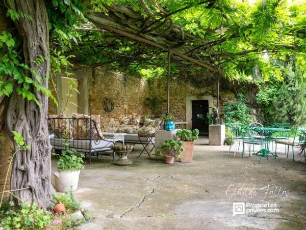 Authentique Mas Provençal avec Piscine - Orange (84100)