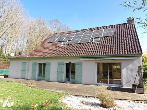 Béthun à vendre – Maison 4 chambres avec jardin et double garage 