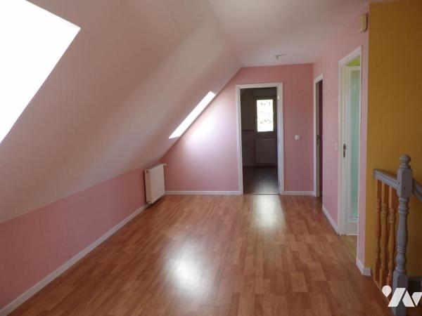 Béthun à vendre – Maison 4 chambres avec jardin et double garage 
