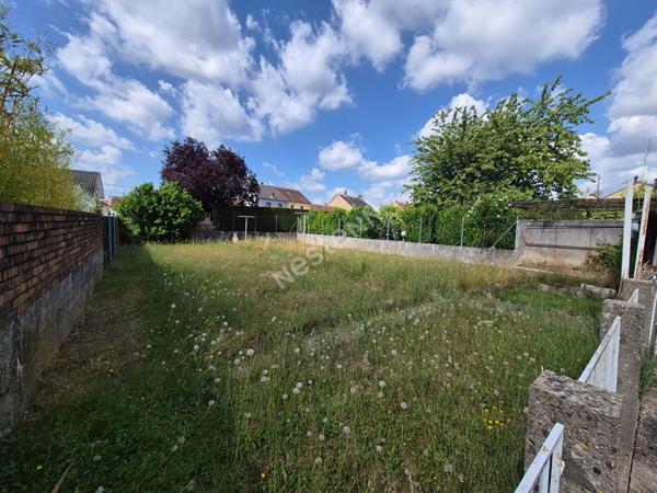 Maison individuelle 127 m2 ,4 chambres, garage, sous-sol